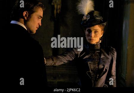 ROBERT PATTINSON, Kristin Scott Thomas, Bel Ami, 2011 Foto Stock