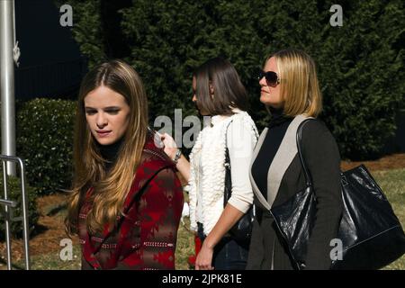 DANIELLE PANABAKER, SARAH MAINE, SHERRY STRINGFIELD, rifuggendo, 2011 Foto Stock