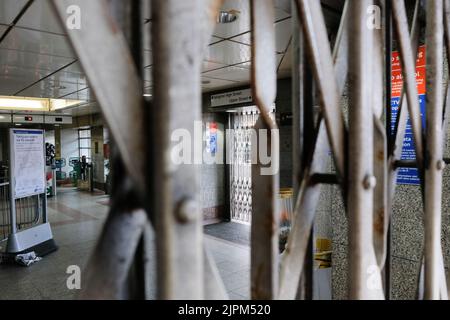 Angel, Londra, Regno Unito. 19th ago 2022. Sciopero della metropolitana a Londra. Angel stazione. Credit: Matthew Chattle/Alamy Live News Foto Stock