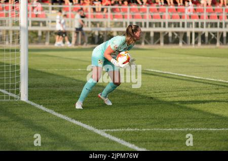 Pölten vs ZFK Ljuboten 7 - 0 (3 - 0 tempo parziale) 18 ago 2022 at 15:00:00 UTC, Petar Miloshevski Training Centre Skopje, Macedonia. La partita è una p Foto Stock