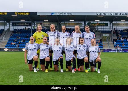 Hjorring, Danimarca. 18th ago, 2022. L'Eintracht Frankfurt partorendo dal 11 per la partita di qualificazione della UEFA Women's Champions League tra Fortuna Hjorring ed Eintracht Frankfurt allo stadio Hjorring di Hjorring. (Photo Credit: Gonzales Photo/Alamy Live News Foto Stock