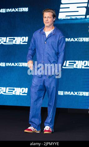 19 ago 2022 - Seoul, Corea del Sud : l'attore Brad Pitt, si pone per le foto durante una conferenza stampa per promuovere il film 'Bullet Train' a Seoul, Corea del Sud il 19 agosto 2022. Il film sarà pubblicato in Corea del Sud il 24 agosto. (Foto di Lee Young-ho/Sipa USA) Foto Stock