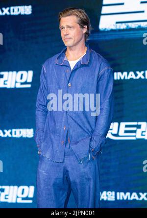 19 ago 2022 - Seoul, Corea del Sud : l'attore Brad Pitt, si pone per le foto durante una conferenza stampa per promuovere il film 'Bullet Train' a Seoul, Corea del Sud il 19 agosto 2022. Il film sarà pubblicato in Corea del Sud il 24 agosto. (Foto di Lee Young-ho/Sipa USA) Foto Stock