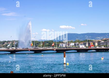 Il Ponte del Monte Bianco e la fontana del Lago di Ginevra, Svizzera Foto Stock