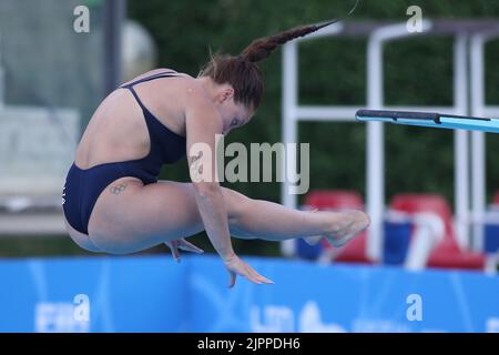 Roma, Italia. 19th ago, 2022. Roma, Italia 19.08.2022: La squadra Chiara Pellacani Italia vince la medaglia d'oro durante la finale di 3m Springboard delle Diving Donne nel Campionato di nuoto in LEN European Aquatics a Roma 2022 in Foro Italico. Credit: Independent Photo Agency/Alamy Live News Foto Stock