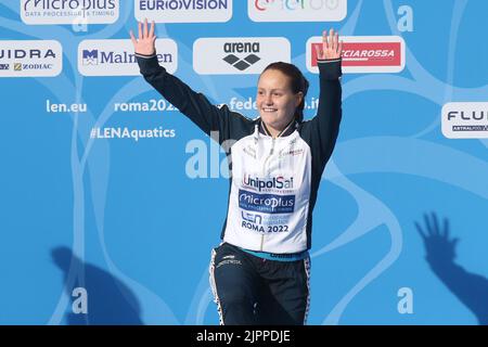 Roma, Italia. 19th ago, 2022. Roma, Italia 19.08.2022: La squadra Chiara Pellacani Italia vince la medaglia d'oro durante la finale di 3m Springboard delle Diving Donne nel Campionato di nuoto in LEN European Aquatics a Roma 2022 in Foro Italico. Credit: Independent Photo Agency/Alamy Live News Foto Stock