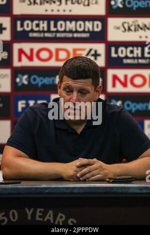 Wigan, Regno Unito. 19th ago, 2022. *** Wigan Head Coach Matt Peet durante la partita di Super League tra Wigan e Tolosa al DW Stadium, Wigan, Inghilterra il 19 agosto 2022. Foto di Simon Hall. Solo per uso editoriale, licenza richiesta per uso commerciale. Non è utilizzabile nelle scommesse, nei giochi o nelle pubblicazioni di un singolo club/campionato/giocatore. Credit: UK Sports Pics Ltd/Alamy Live News Foto Stock