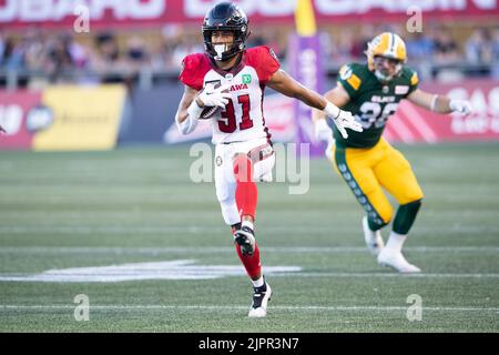 19 agosto 2022: Ottawa Redblacks Devonte Williams (31) corre con la palla durante la partita CFL tra Edmonton Elks e Ottawa Redblacks tenutasi al TD Place Stadium di Ottawa, Canada. Daniel Lea/CSM Foto Stock