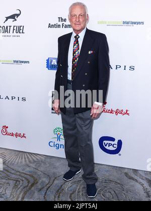 Beverly Hills, Stati Uniti. 19th ago, 2022. BEVERLY HILLS, LOS ANGELES, CALIFORNIA, USA - 19 AGOSTO: Rick Barry, ex cestista professionista americano, arriva al 22nd° Gala annuale della Harold and Carole Pump Foundation che si tiene presso il Beverly Hilton Hotel il 19 agosto 2022 a Beverly Hills, Los Angeles, California, Stati Uniti. (Foto di Xavier Collin/Image Press Agency) Credit: Image Press Agency/Alamy Live News Foto Stock