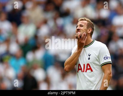 Londra, Inghilterra, 20th agosto 2022. Harry Kane di Tottenham guarda sconfortato durante la partita della Premier League al Tottenham Hotspur Stadium, Londra. Il credito di foto dovrebbe essere: David Klein / Sportimage Foto Stock