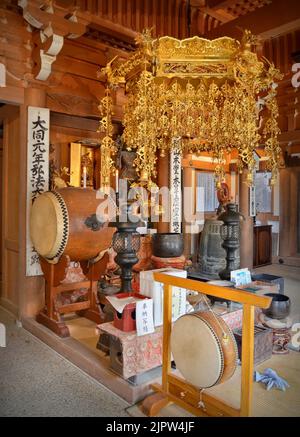 Santuario interno di Misenhondo Hall sul Monte Misen, isola di Miyajima, Giappone. Foto Stock