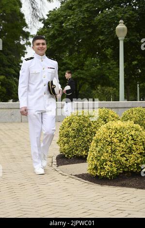 La United States Naval Academy detiene il quinto evento di giuramento per la Classe di 2020 (49923646857) Foto Stock