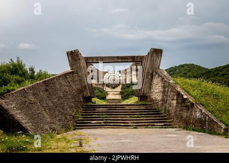 Spomenik rivoluzionaria naroda Moslavine in Croazia Foto Stock