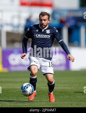 Greenock, Scozia, Regno Unito. 20th agosto 2022; Cappielow Park, Greenock, Scozia: Scottish League Championship football, Greenock Morton versus Dundee; Paul McMullan di Dundee Credit: Action Plus Sports Images/Alamy Live News Foto Stock