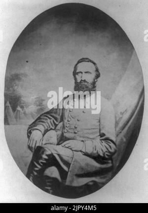 Thomas Jonathan (''Stonewall'') Jackson, ritratto di tre quarti, seduto Foto Stock