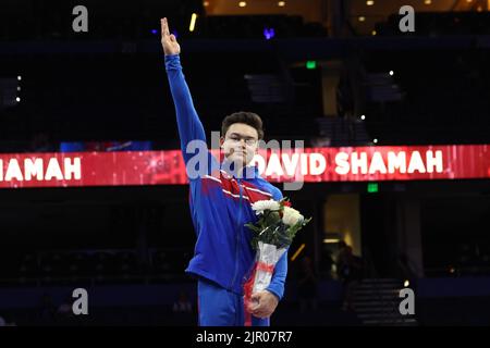 20 agosto 2022: David Shamah (WOGA) ha vinto il all-around per gli uomini più giovani, 17 anni, al 2022 U.S. Gymnastics Championships. L'evento si svolge presso l'Amalie Arena di Tampa, Florida. Melissa J. Perenson/CSM Foto Stock