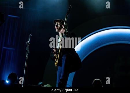 2022-08-20 22:44:40:19 BIDDINGHUIZEN - la rock band inglese Arctic Monkeys con il cantante e chitarrista Alex Turner si esibirà durante il secondo giorno del festival musicale di tre giorni A Campingflight to Lowlands Paradise. ANP PAUL BERGEN olanda fuori - belgio fuori Foto Stock