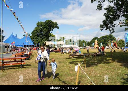 Glanusk Park, Regno Unito. Sabato, 20 agosto, 2022. Viste generali al Green Man Festival 2022 a Glanusk Park, Brecon Beacons, Galles. Data foto: Sabato 20 agosto 2022. Il credito fotografico dovrebbe essere: Richard Gray/Alamy Live News Foto Stock