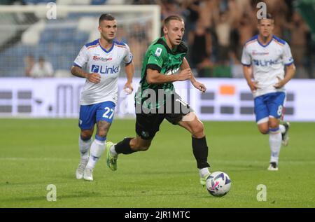 Foto Michele Nucci/LaPresse 20 Agosto 2022 - Reggio Emilia, Italia sport calcio Sassuolo Calcio u.s. Vs. Lecce usa - Campionato di calcio Serie A TIM 2022/2023 - stadio &#x201c;Mapei&#x201d; nella foto: Davide Frattesi (Sassuolo C.U.s.) Foto Michele Nucci/LaPresse 20 agosto 2022 - Reggio Emilia, Italia sport soccer Sassuolo calcio u.S. vs. Lecce us - Campionato Italiano di Calcio League A TIM 2022/2023 - &#x201c;Mapei&#x201d; stadio nella foto: Davide Frattesi (Sassuolo C.U.s.) Foto Stock