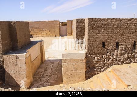 Egypte, Saqqara vicino al Cairo, nuovo regno tomba di Horemheb, primo pilone e prima corte, scoperto solo nei primi anni del 21st ° secolo. Foto Stock