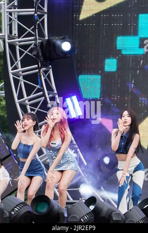 Londra, Regno Unito, 30th luglio 2022. Viviz si esibisce al MIK (Made in Korea) Music Festival 2022, il più grande festival all'aperto K-Pop in Europa, al Southwark Park. Credito: Calvin Tan Foto Stock