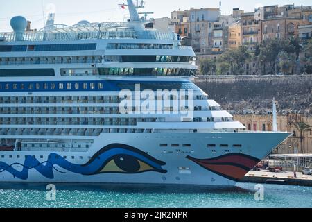 Nave da crociera ormeggiata nel porto di la Valletta, Malta Foto Stock