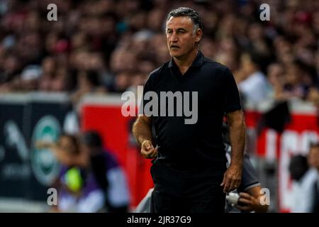 LILLE, FRANCIA - 21 AGOSTO: Allenatore Christophe Galtier di Parigi Saint-Germain durante la partita Ligue 1 Uber mangia tra Lille OSC e Parigi Saint-Germain allo Stade Pierre-Mauroy il 21 agosto 2022 a Lille, Francia (Foto di Joris Verwijst/Orange Pictures) Foto Stock