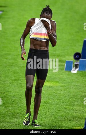 L'atleta belga Isaac Kimeli ha illustrato dopo la finale della gara maschile 10,000m durante i Campionati europei di atletica, a Monaco 2022, Germania, domenica 21 agosto 2022. La seconda edizione dei Campionati europei si svolge dal 11 al 22 agosto e prevede nove sport. FOTO DI BELGA ERIC LALMAND Foto Stock