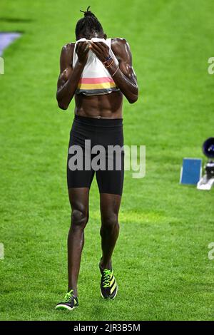 L'atleta belga Isaac Kimeli ha illustrato dopo la finale della gara maschile 10,000m durante i Campionati europei di atletica, a Monaco 2022, Germania, domenica 21 agosto 2022. La seconda edizione dei Campionati europei si svolge dal 11 al 22 agosto e prevede nove sport. FOTO DI BELGA ERIC LALMAND Foto Stock