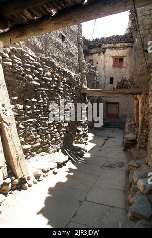 Kagbeni, bellissimo villaggio nella zona bassa di Mustang, giro Annuapurna circuito trekking sentiero, Nepal Foto Stock