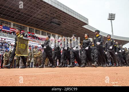 Sfilata militare in occasione della celebrazione del bicentenario della nascita della Liberia, il 14 febbraio 2022 a Monrovia Foto Stock