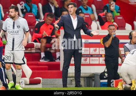 LILLE, FRANCIA - 21 AGOSTO: L'allenatore Christophe Galtier di Parigi Saint-Germain reagisce durante la partita Ligue 1 Uber mangia tra Lille OSC e Parigi Saint-Germain allo Stade Pierre-Mauroy il 21 agosto 2022 a Lille, Francia (Foto di Joris Verwijst/Orange Pictures) Foto Stock