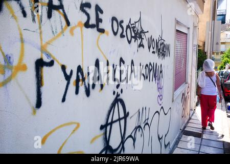 Graffiti anarchici, vista sulla strada, Kavala, Macedonia, Grecia nord-orientale Foto Stock