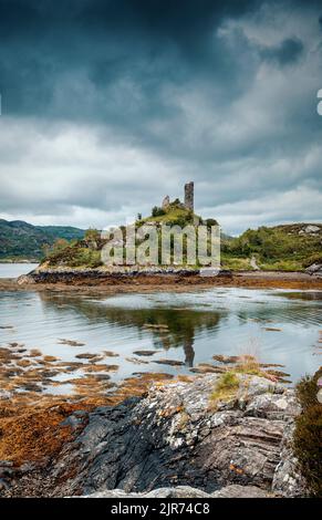 Caisteal Maol vicino al villaggio di Kyleakin, Isola di Skye, Scozia Foto Stock