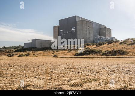 Sizewell A, centrale nucleare decommissionata sulla costa di Suffolk, Inghilterra, Regno Unito. Foto Stock