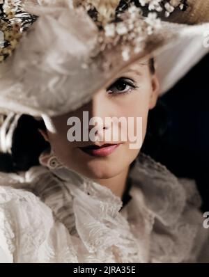 Foto pubblicitaria di Greta Garbo per il film Anna Karenina, 1935 - Colorized by Bill Waterson. Foto Stock