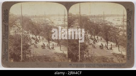 Dalla Banca Imperiale della Cina (N.) lungo il fiume Whangpoo sui quartieri inglesi e americani, Shanghai, Cina, 1902, Cina, Di James Ricalton, Underwood & Underwood. Foto Stock