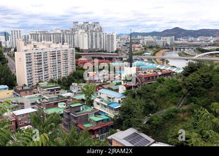 Vista da Eungbongsan a Seoul, Corea Foto Stock