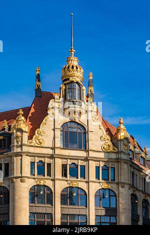 Germania, Sassonia, Lipsia, facciata dell'edificio degli uffici della Commerzbank Foto Stock