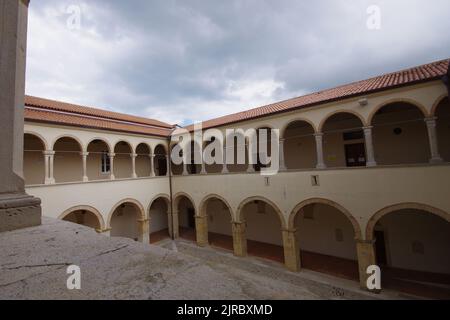 Larino - Molise - Palazzo Civico o Palazzo Ducale sede del comune di Larino Foto Stock