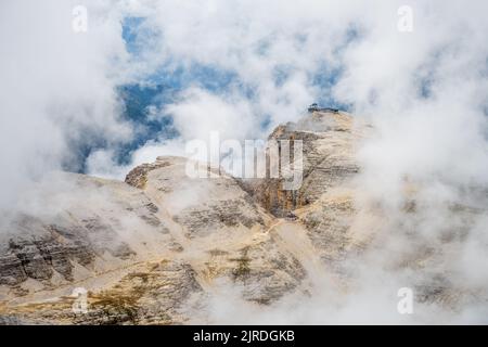 Altopiano roccioso del Gruppo del Sella nelle Dolomiti Foto Stock
