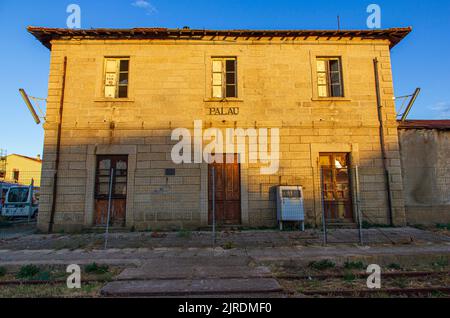 Stazione ferroviaria Palau Sardegna Foto Stock