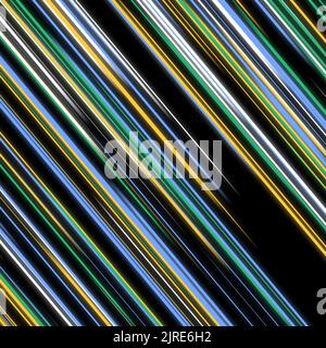 Linee diagonali a strisce luminose strisce neon con movimento astratto colorato e luminoso e linee di velocità su sfondo nero per sfondi Foto Stock