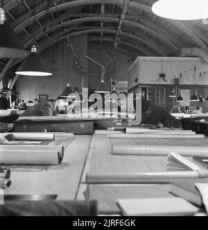 Cecil Beaton Photographs- Tyneside Shipyards, 1943. Foto Stock