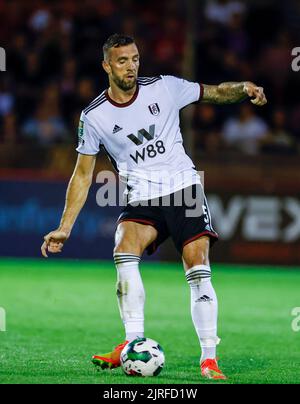 Shane Duffy di Fulham in azione durante la seconda partita della Carabao Cup al Broadfield Stadium di Crawley. Data immagine: Martedì 23rd agosto, 2022. Foto Stock