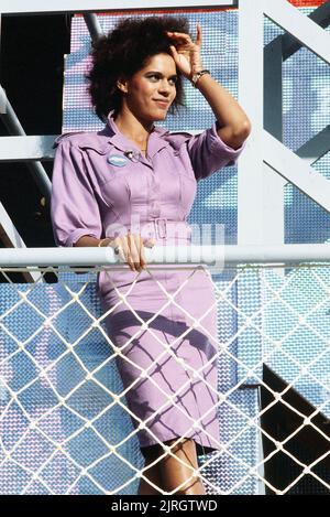 PAULINE BLACK, CANTANTE THE SELECTER PRESENTATORE, 1984 Foto Stock