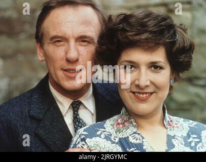 CHRISTOPHER Timoteo, LYNDA BELLINGHAM, tutte le creature grandi e piccole, 1988 Foto Stock