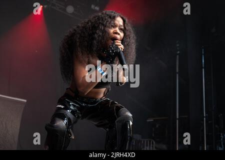 Trondheim, Norvegia. 19th, agosto 2022. La cantante e cantautrice australiana Tkay Maidza ha tenuto un concerto dal vivo durante il festival musicale norvegese Pstereo Festival 2022 di Trondheim. (Photo credit: Gonzales Photo - Tor Atle Kleven). Foto Stock