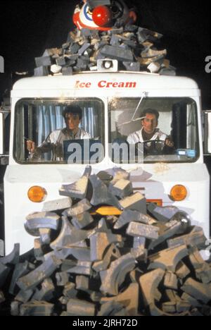 SCENA CINEMATOGRAFICA, KILLER KLOWNS DALLO SPAZIO ESTERNO, 1988 Foto Stock