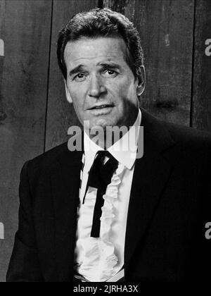 James Garner Televisione: BRET Maverick (TV-SERIE) personaggi: BRET Maverick USA 1981-1982, 01 dicembre 1981 **AVVERTENZA** questa fotografia è solo per uso editoriale ed è copyright di WARNER BROS. E/o del fotografo assegnato dalla Film o Production Company e può essere riprodotta solo da pubblicazioni in concomitanza con la promozione del film di cui sopra. È richiesto un credito obbligatorio a WARNER BROS.. Il fotografo deve essere accreditato anche quando è noto. Nessun uso commerciale può essere concesso senza autorizzazione scritta da parte della Film Company. Foto Stock